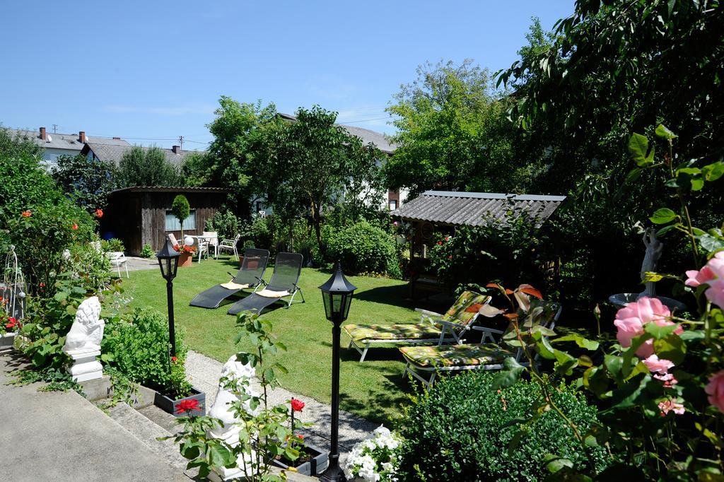 Haus Stuttgart Bed and Breakfast Obernberg am Inn Exteriör bild